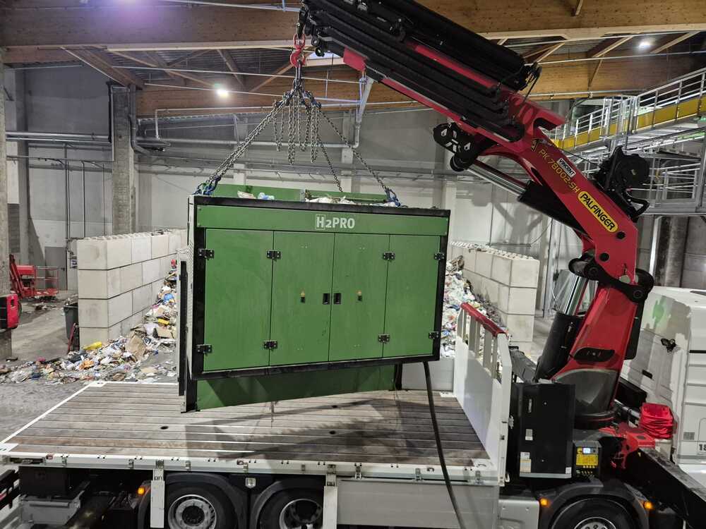 Montáž linky na třídění odpadu